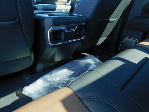 New 2025 Chevrolet Silverado 2500 High Country w/ High Country Premium Package image 21