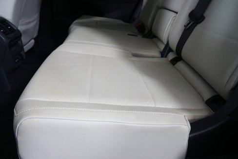 Used 2021 Volkswagen Tiguan SE image 14