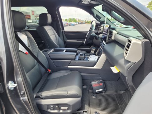 New 2025 Toyota Tundra Limited image 12