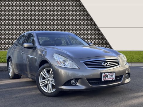 Used 2012 INFINITI G37 x image 2