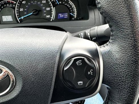 Used 2014 Toyota Camry SE image 31