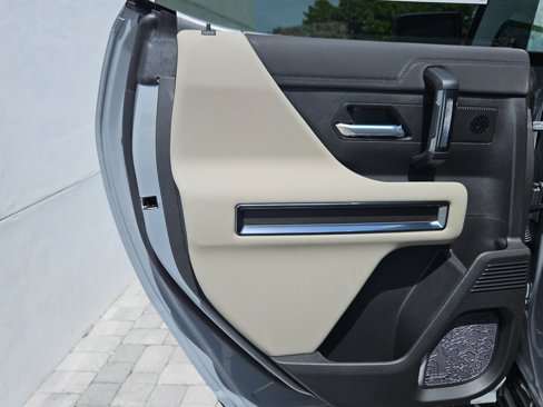 New 2026 GMC Hummer EV SUV image 15