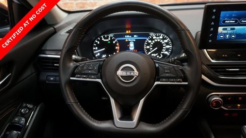 Used 2023 Nissan Altima 2.5 SR w/ SR Premium Package image 12