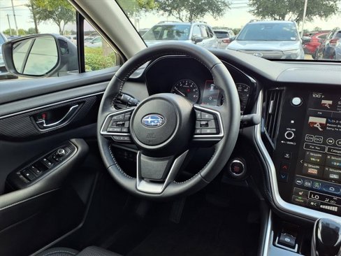 Certified 2025 Subaru Outback Premium image 6