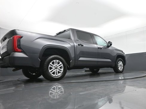 Used 2022 Toyota Tundra SR5 w/ SR5 Convenience Package image 65