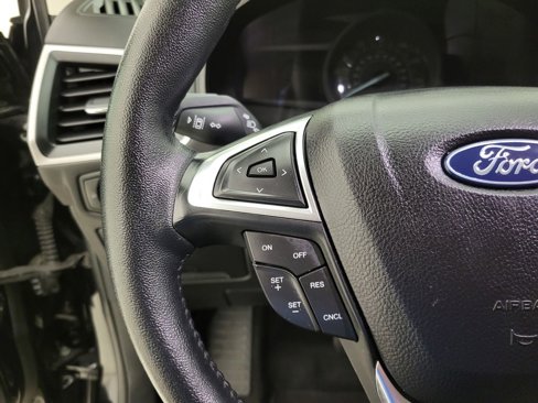 Used 2024 Ford Edge SEL image 5