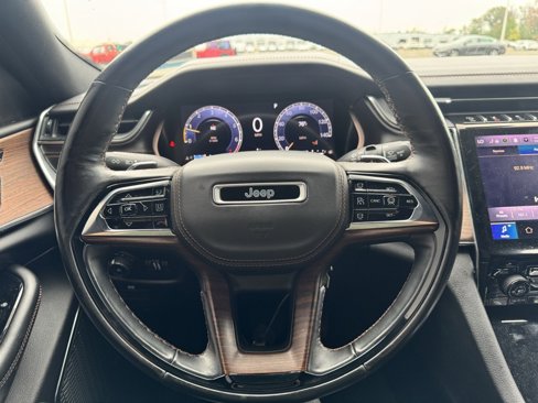 Used 2021 Jeep Grand Cherokee L Summit w/ Luxury Tech Group V image 24