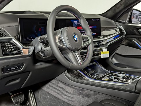 New 2026 BMW X7 M60i image 13
