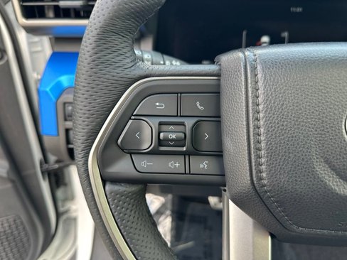 Certified 2025 Toyota Tacoma TRD Sport image 19