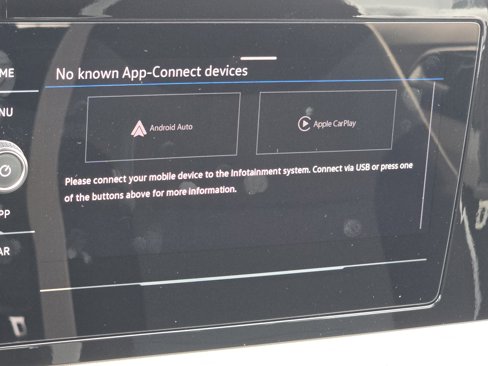 New 2025 Volkswagen Taos S image 9