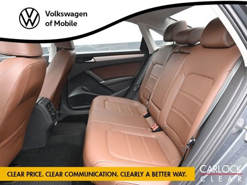 Used 2021 Volkswagen Passat 2.0T SE image 13