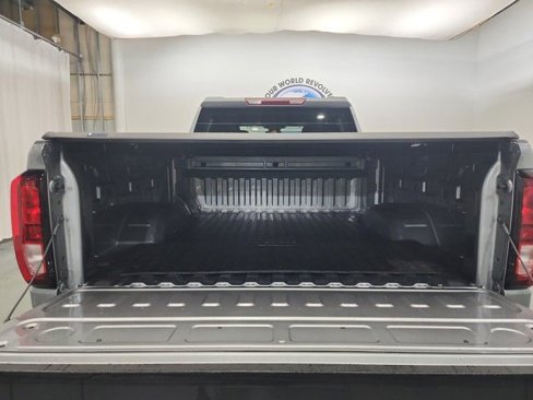 Used 2024 GMC Sierra 3500 SLE w/ SLE Convenience Package image 7