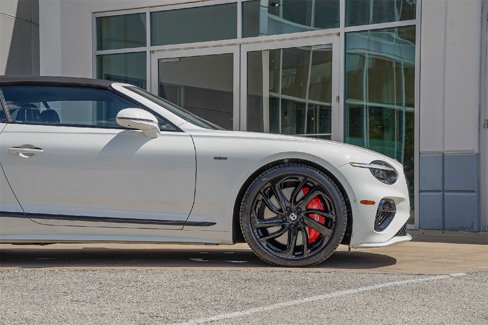 New 2025 Bentley Continental GT Speed image 13