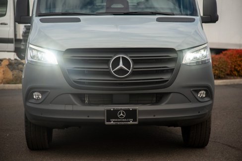Used 2025 Mercedes-Benz Sprinter 2500 image 13