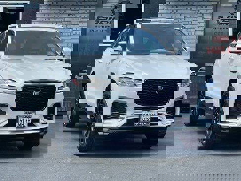 Used 2023 Jaguar F-PACE S image 4
