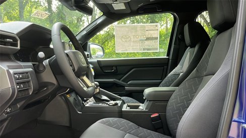 New 2025 Toyota Tacoma SR5 image 7