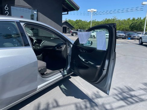 Used 2023 Chevrolet Malibu LT image 12