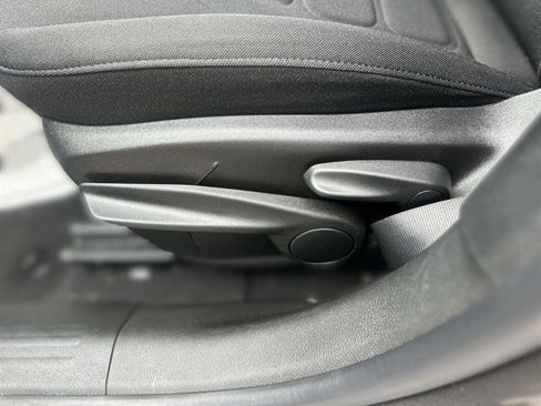 Used 2019 Jeep Renegade Latitude image 14