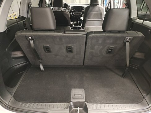 Used 2022 Honda Pilot Touring image 16