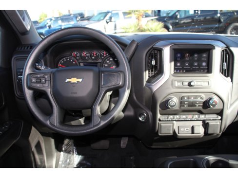 Used 2024 Chevrolet Silverado 1500 Custom image 5