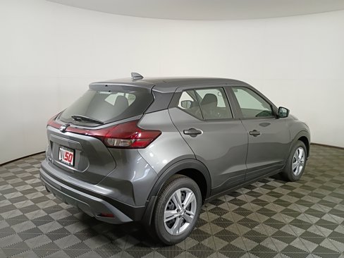 New 2025 Nissan Kicks Play S image 19