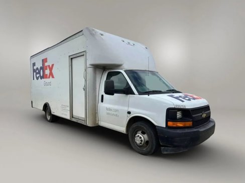 Used 2017 Chevrolet Express 3500 Extended image 7