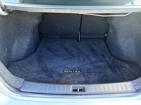 Used 2019 Nissan Sentra S image 34