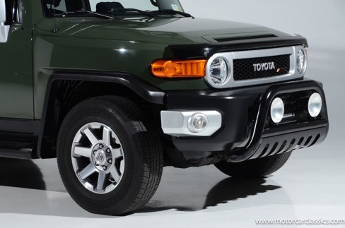 Used 2014 Toyota FJ Cruiser 4WD image 22