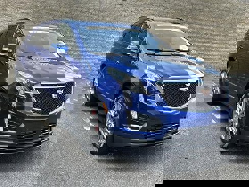 Certified 2023 Cadillac XT5 Sportv w/ Technology Package image 1