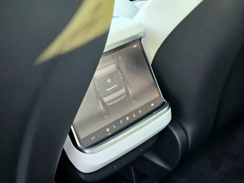 Used 2024 Tesla Model S Plaid image 26