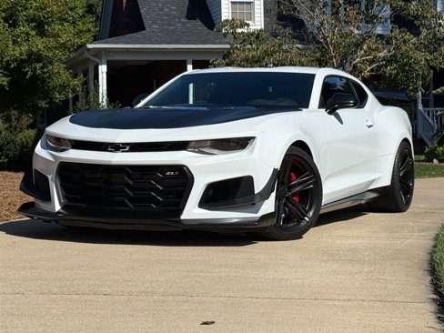 Used 2018 Chevrolet Camaro ZL1 image 7