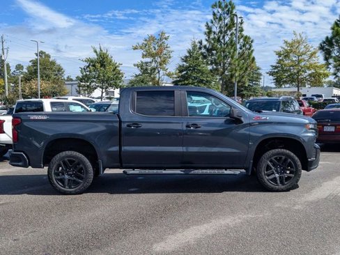 Used 2021 Chevrolet Silverado 1500 LT Trail Boss w/ Bed Protection Package image 2