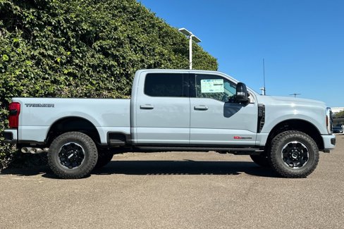 New 2025 Ford F250 Lariat w/ Tremor Off-Road Package image 3