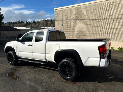 Used 2021 Toyota Tacoma SR w/ SX Package image 7