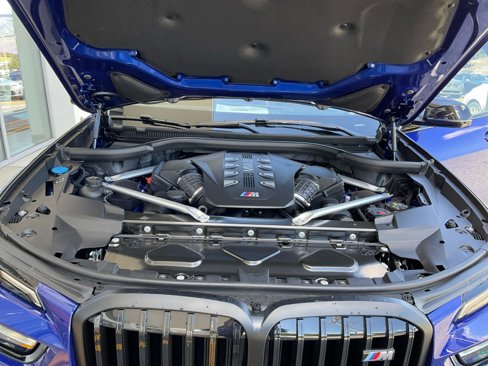 New 2026 BMW X7 M60i image 16