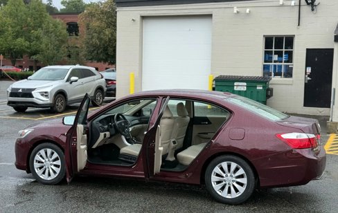 Used 2015 Honda Accord EX-L image 11