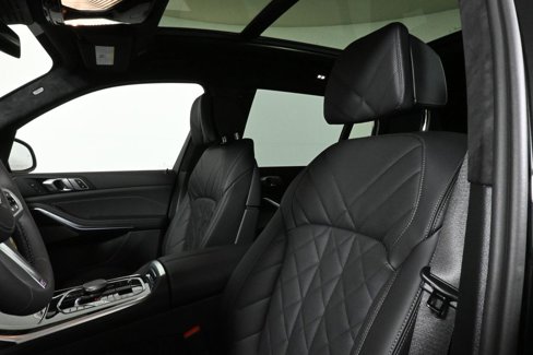 New 2026 BMW X7 xDrive40i w/ M Sport Package image 16