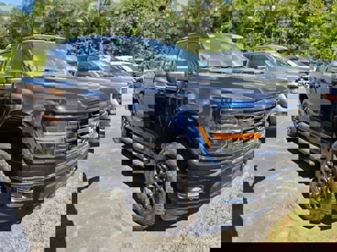 New 2025 Ford F150 XLT w/ Equipment Group 302A MID image 3