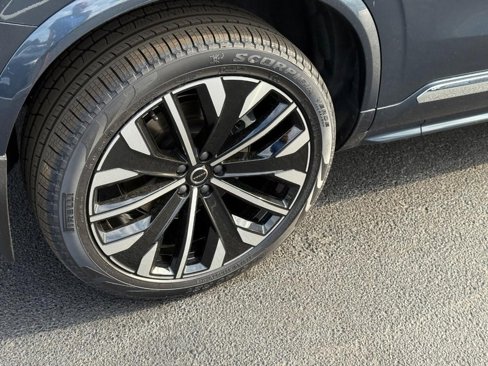 New 2026 Volvo XC90 T8 Plus image 4
