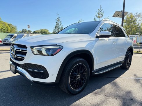 Used 2020 Mercedes-Benz GLE 350 4MATIC image 1