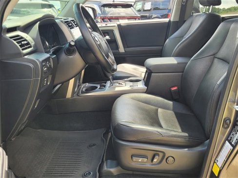 Used 2021 Toyota 4Runner Limited image 6