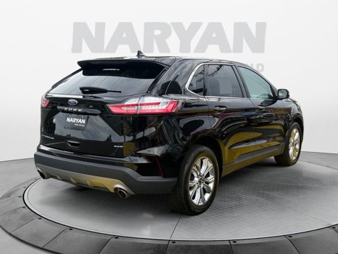 Used 2024 Ford Edge Titanium image 8