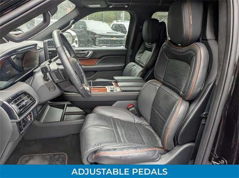 Used 2024 Lincoln Navigator L Black Label image 12