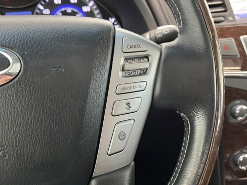 Used 2017 INFINITI QX80 Limited w/ Driver Assistance Package image 24