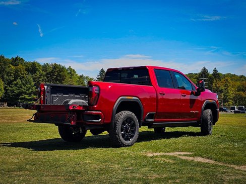New 2026 GMC Sierra 2500 AT4 w/ AT4 Premium Plus Package image 6