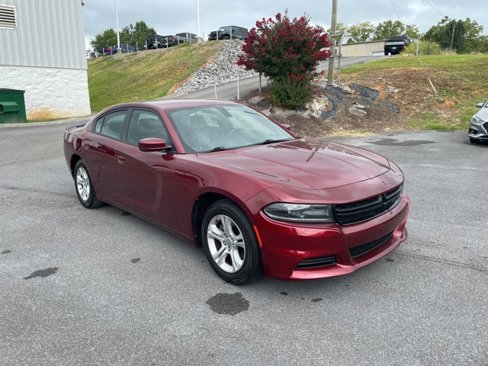 Used 2019 Dodge Charger SXT w/ Leather Interior Group image 2