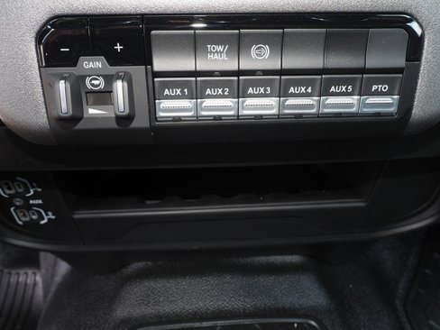 New 2026 RAM 5500 Tradesman image 30