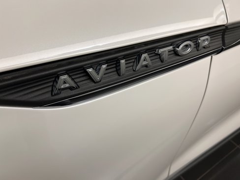 New 2025 Lincoln Aviator Reserve w/ Equipment Group 201A image 40