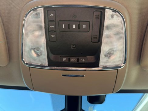 Used 2019 Jeep Grand Cherokee Limited w/ Trailer Tow Group IV image 35