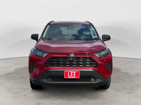 Used 2021 Toyota RAV4 LE image 8